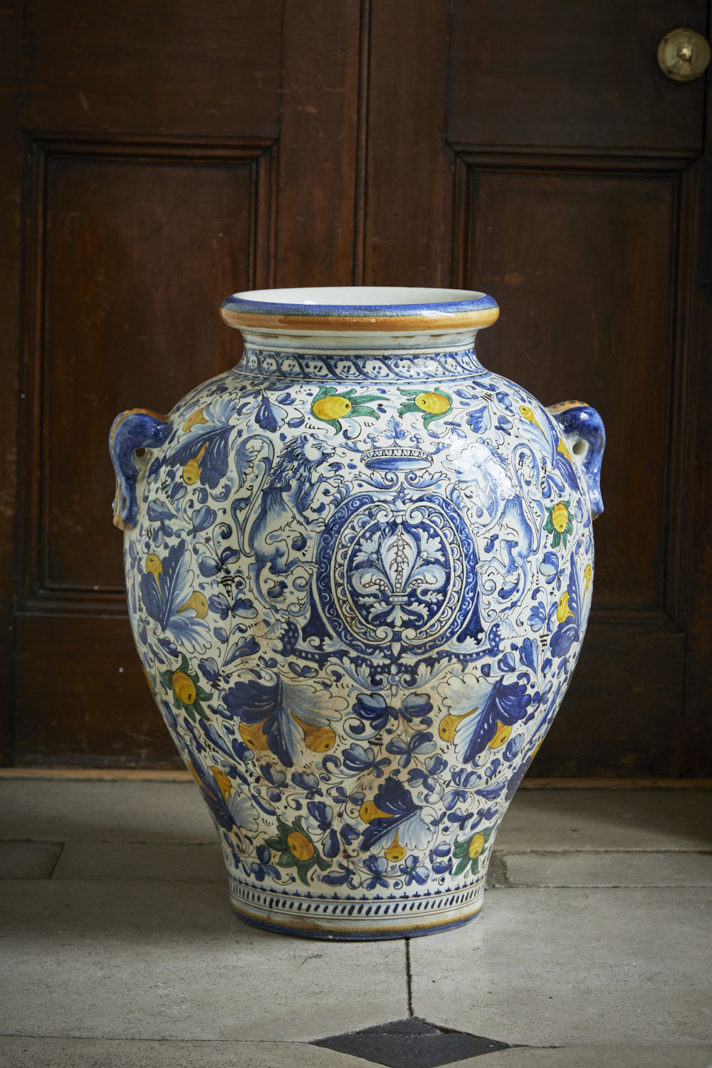 blue decorative maiolica olive jar